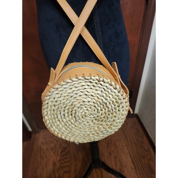 Bath & Body Works STRAW CROSSBODY Cosmetic or Beach Bag Boho Style - Picture 4 of 10
